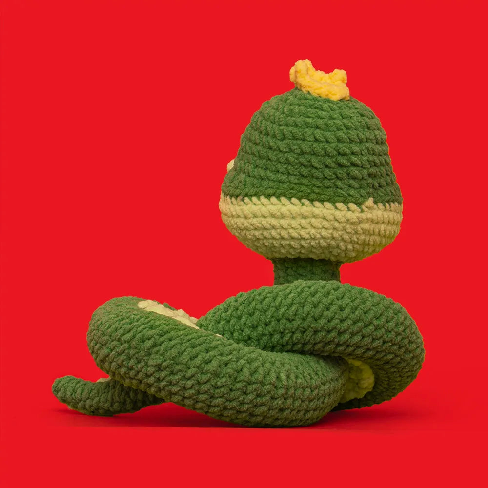 舌を出す蛇のかぎ針編みキット