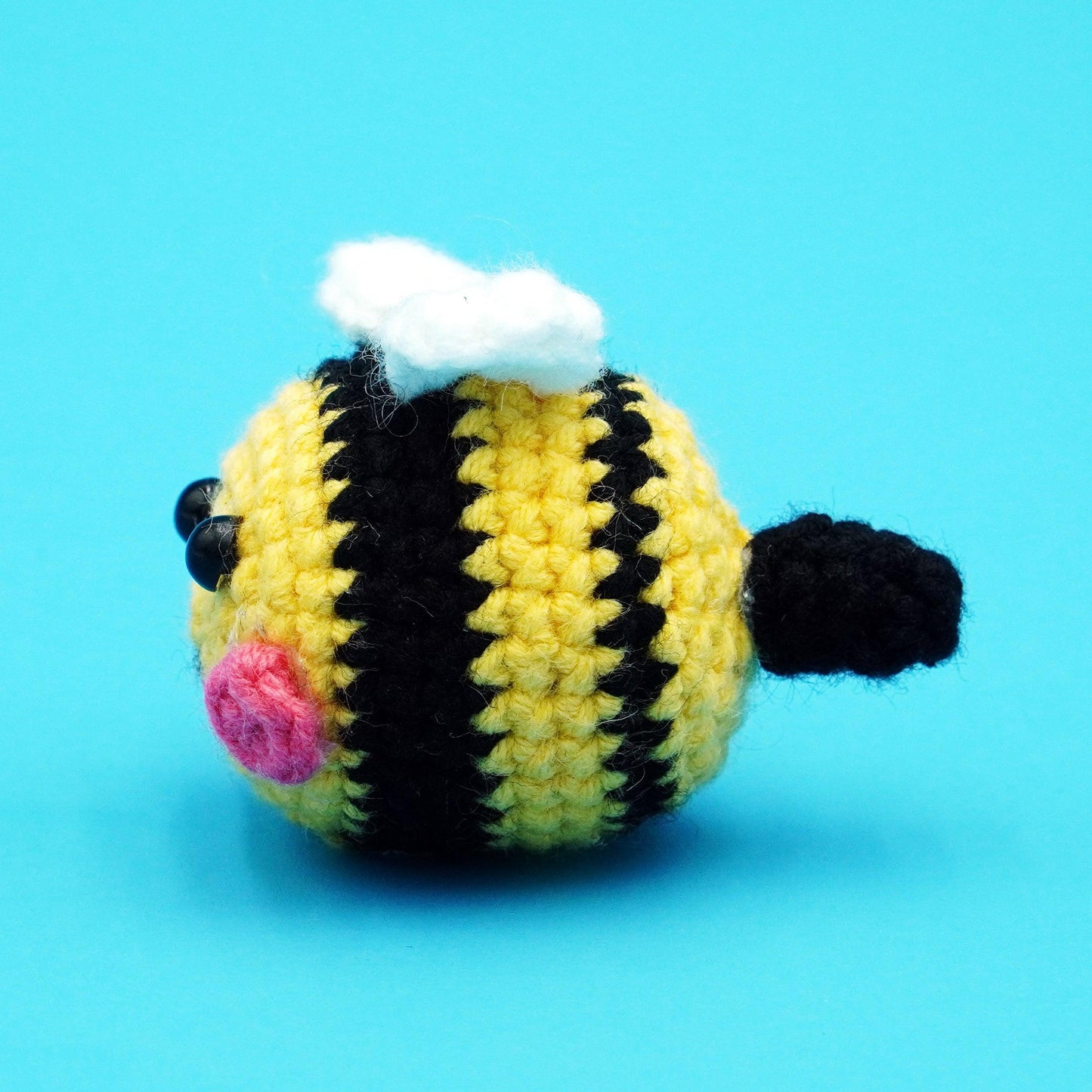Best Beginner Amigurumi Little Bee Crochet Kits - HiCrochet
