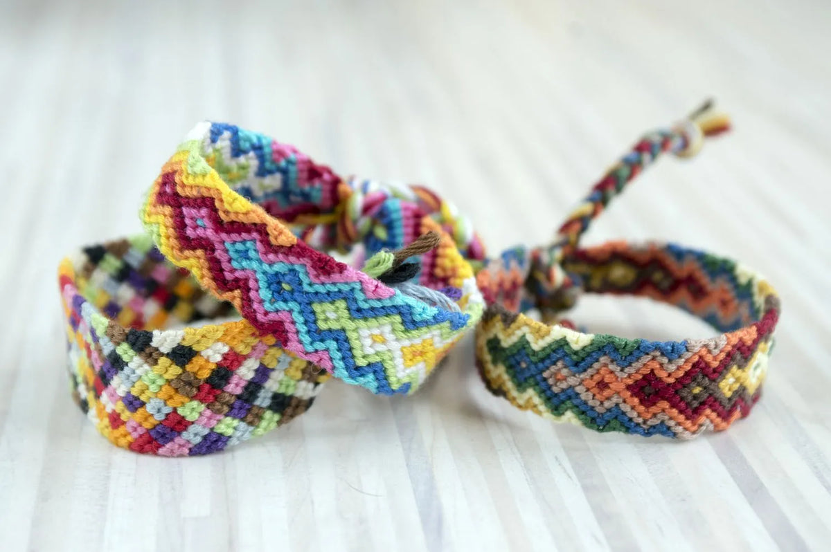 How to Make Yarn Bracelets