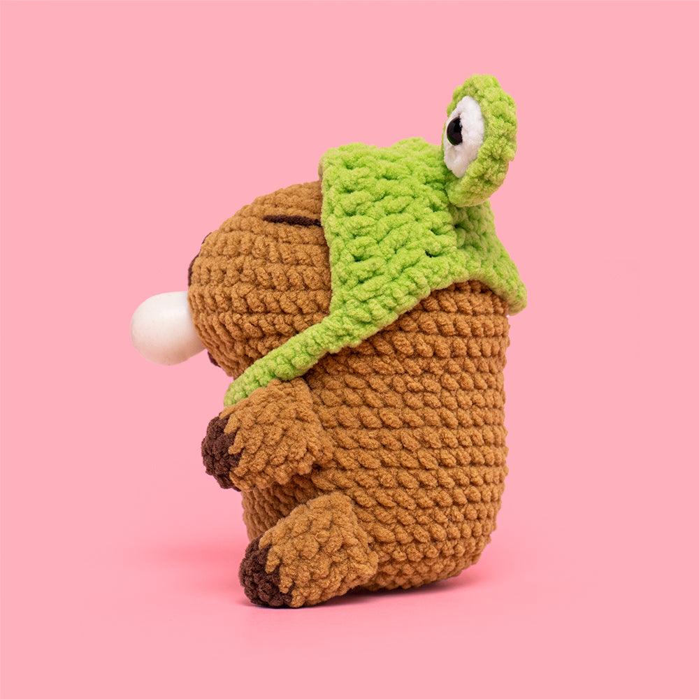 Capybara Crochet Kit With A Frog Hat with keychain – HiCrochet